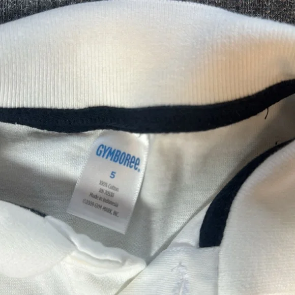 Kids -Boy’s Gymboree Navy Pants With Polo Shirt Set size 5 - Picture 2 of 9